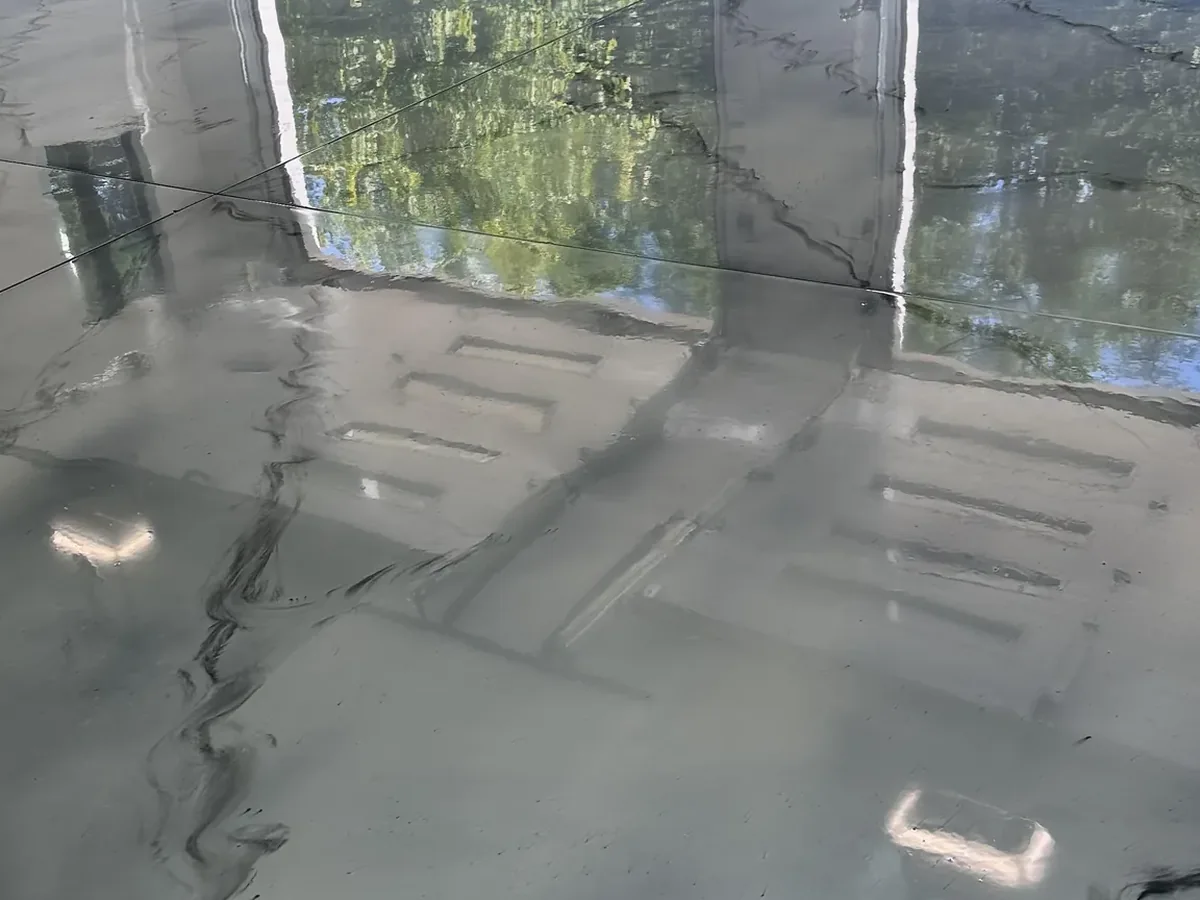 Marbled metallic epoxy in a residential garage
