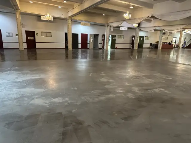 Same banquet hall before coating